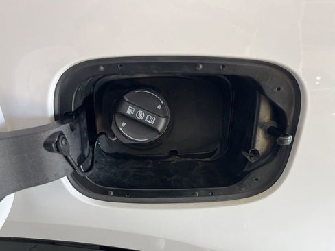Used 2023 Kia Sorento SX AWD/4WD image 47