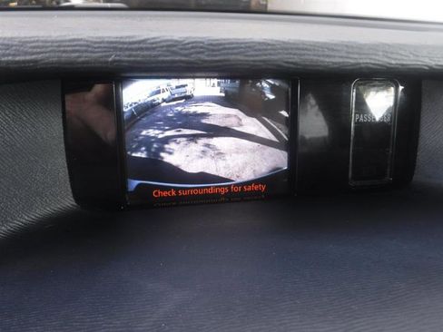 Used 2012 Toyota Sienna LE image 34