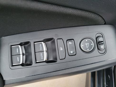 Used 2022 Honda Civic Sport image 12