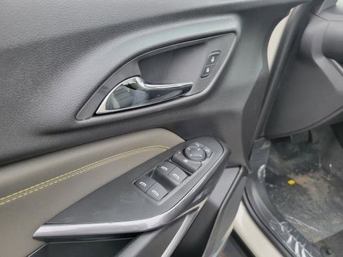 New 2026 Chevrolet Trax ACTIV w/ Driver Confidence Package image 7