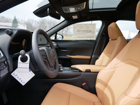 New 2026 Lexus UX 300h AWD image 9