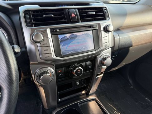 Used 2016 Toyota 4Runner SR5 RWD image 19