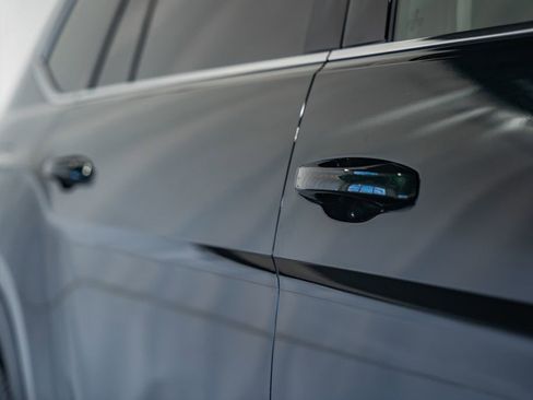 Used 2021 Volkswagen Atlas SEL Premium image 16