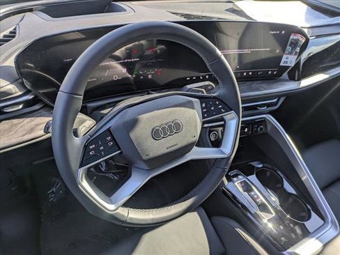 New 2025 Audi Q5 Premium Plus image 3