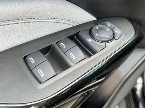 Certified 2024 Chevrolet Trax LT w/ Driver Confidence Package image 20