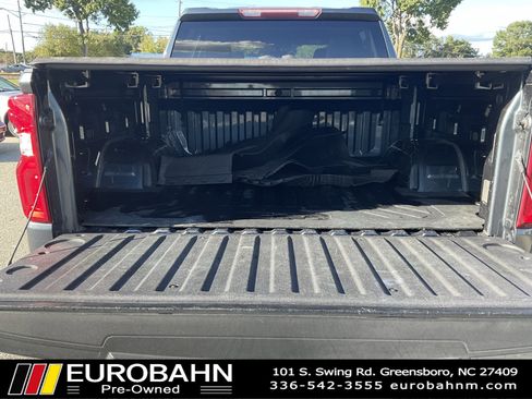 Used 2020 Chevrolet Silverado 1500 RST w/ RST Value Package image 33