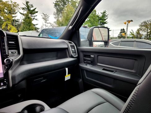 New 2025 RAM 2500 Tradesman image 23