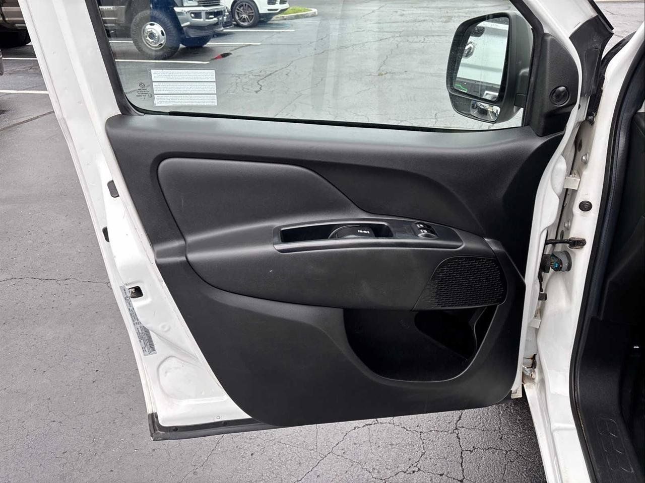 Used 2018 RAM ProMaster City Tradesman FWD image 13