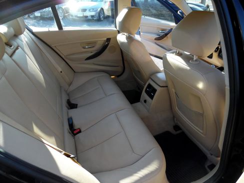 Used 2013 BMW 328i 4dr Sdn 328i RWD image 20