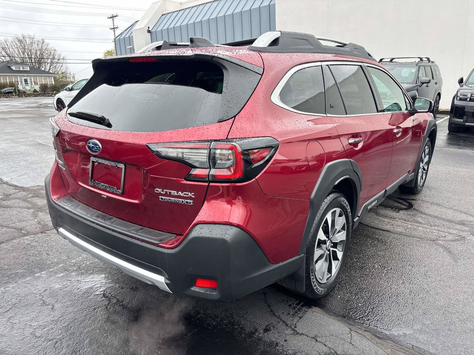 Used 2023 Subaru Outback Touring XT AWD/4WD image 5