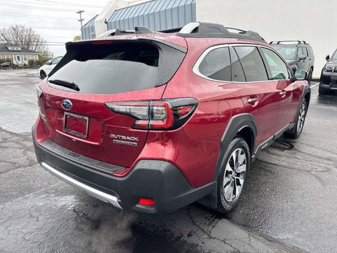 Used 2023 Subaru Outback Touring XT AWD/4WD image 5
