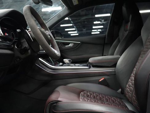 Used 2025 Audi RS Q8 performance AWD/4WD image 10