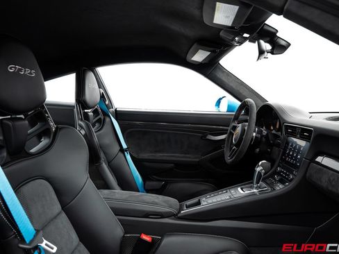 Used 2019 Porsche 911 GT3 RS RWD image 44