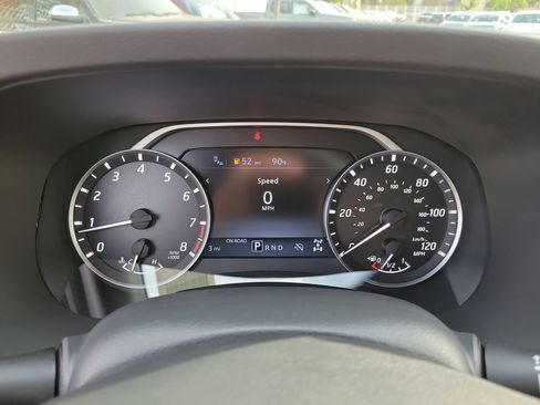 New 2026 Nissan Frontier SV w/ Tow Package AWD/4WD image 8
