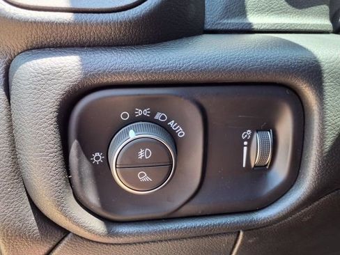 New 2025 RAM 2500 Tradesman AWD/4WD image 23
