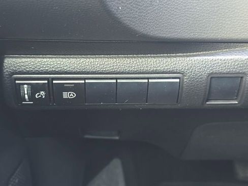 Used 2020 Toyota Corolla SE image 25