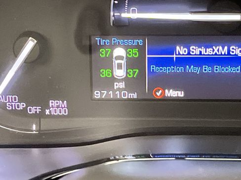 Used 2019 Cadillac XT5 Luxury AWD/4WD image 16