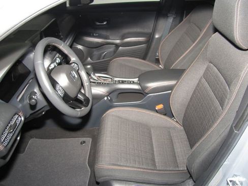 Certified 2023 Honda HR-V Sport image 8