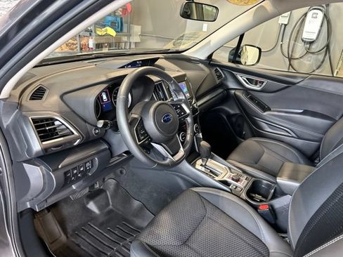 Used 2023 Subaru Forester Premium AWD/4WD image 48