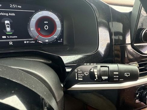 Used 2024 Nissan Pathfinder Platinum w/ Cargo Package AWD/4WD image 36