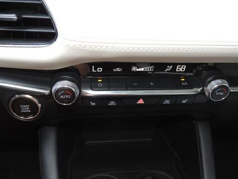 Used 2023 MAZDA MAZDA3 2.5 Turbo Sedan w/Premium Plus image 24