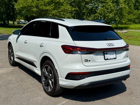 Used 2024 Audi Q4 e-tron Premium Plus AWD/4WD image 4