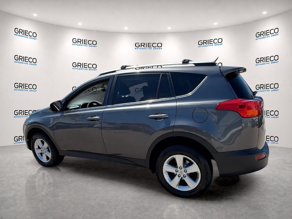 Used 2013 Toyota RAV4 XLE AWD/4WD image 5