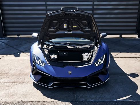 Used 2023 Lamborghini Huracan Tecnica image 18