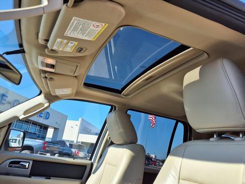 Used 2017 Ford Expedition EL XLT w/ Equipment Group 202A image 14