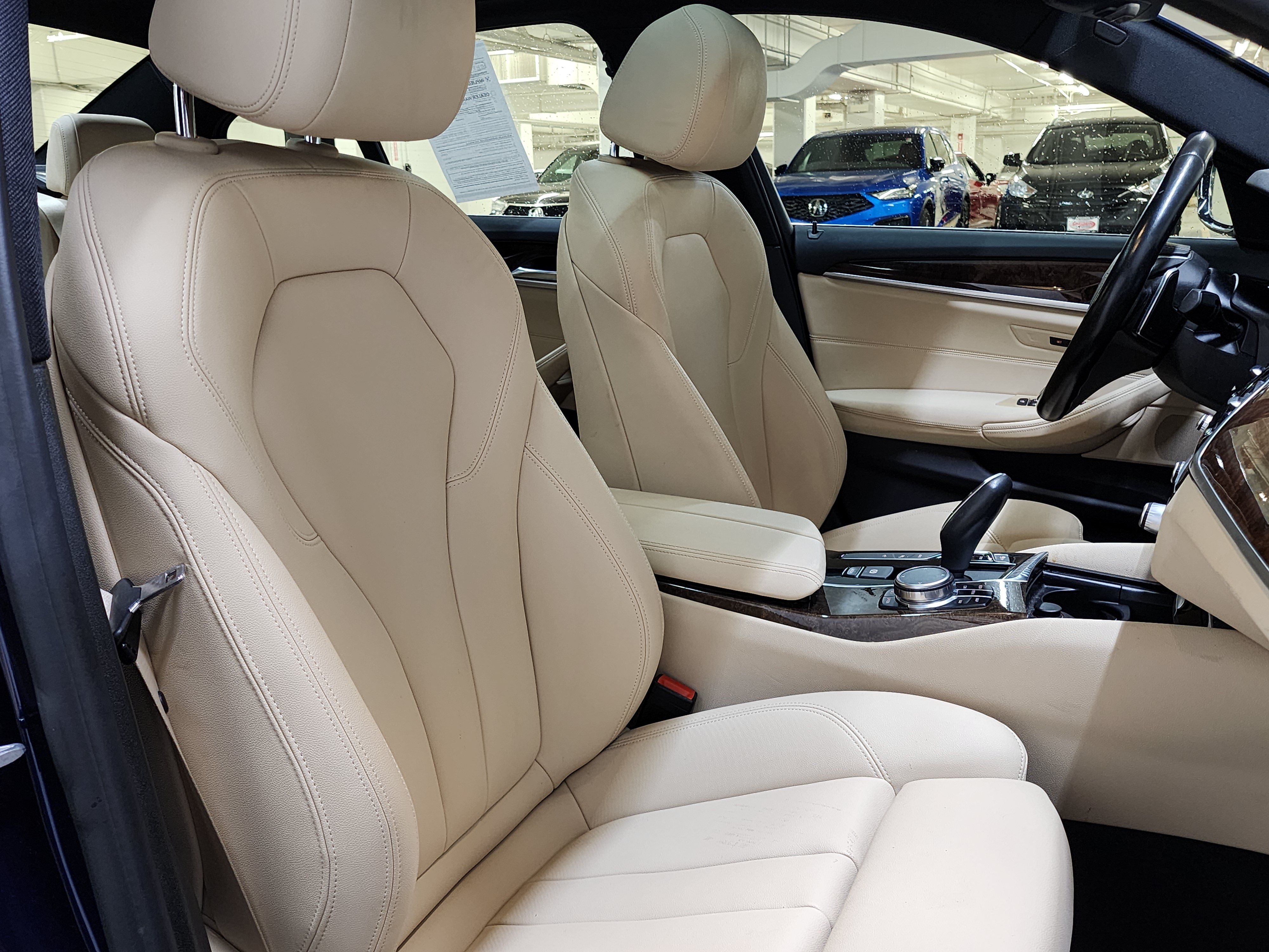Used 2019 BMW 530e xDrive w/ Premium Package AWD/4WD image 25