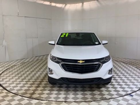 Used 2021 Chevrolet Equinox LT image 3