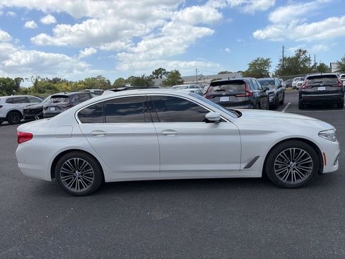 Used 2020 BMW 530i w/ Premium Package image 8