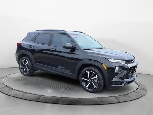 Used 2022 Chevrolet TrailBlazer RS FWD image 1