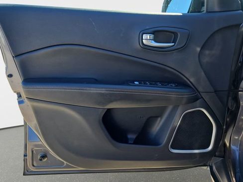 Used 2018 Jeep Compass Sport AWD/4WD image 28