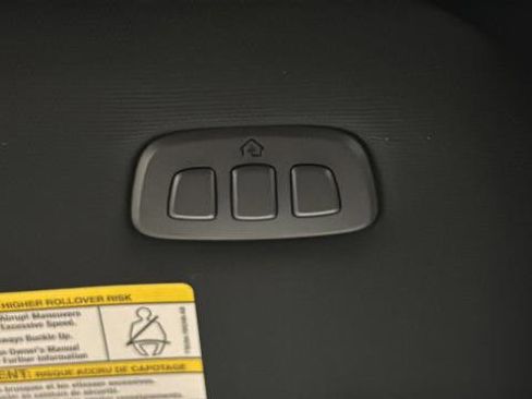 Used 2025 Lincoln Navigator L Reserve AWD/4WD image 37