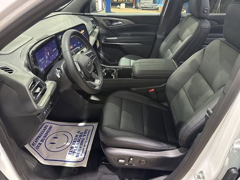 New 2026 Chevrolet Traverse LT w/ Midnight/Sport Edition image 16