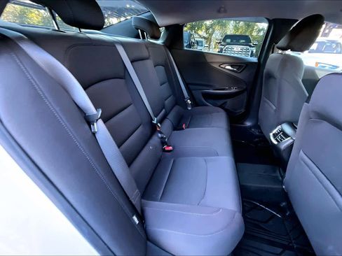 Used 2020 Chevrolet Malibu LT image 19