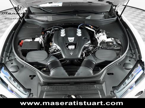 New 2024 Maserati Levante GT Ultima AWD/4WD image 38