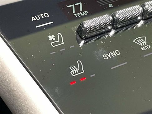 New 2026 Porsche Cayenne image 33