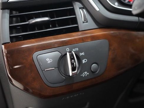 Used 2018 Audi A5 2.0T Premium image 19