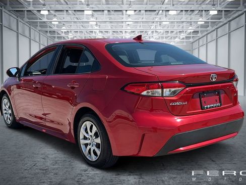 Used 2020 Toyota Corolla LE image 3
