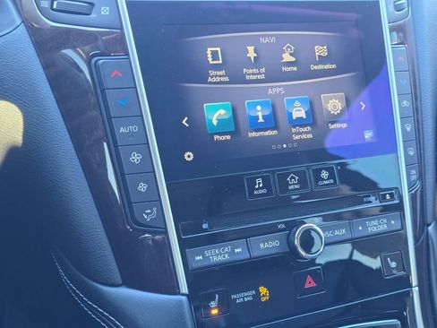 Used 2017 INFINITI Q50 3.0t Premium w/ Driver Assistance Package image 35