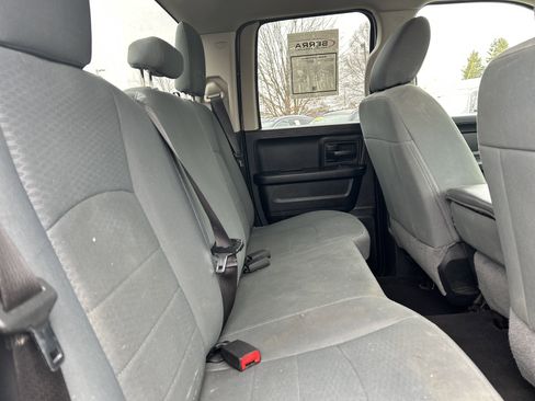 Used 2018 RAM 1500 ST w/ SXT Appearance Group AWD/4WD image 10