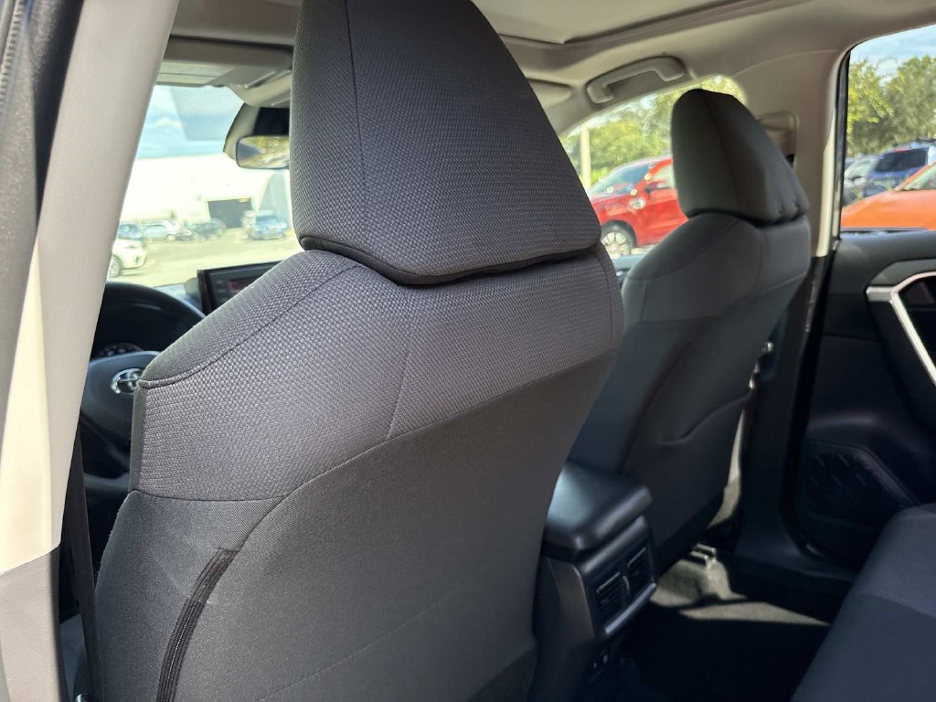 Used 2019 Toyota RAV4 XLE w/ Convenience Package AWD/4WD image 14