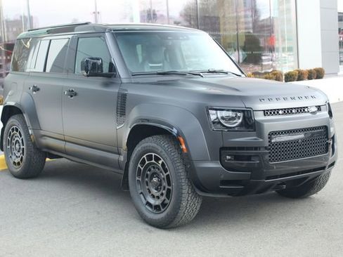 New 2026 Land Rover Defender 110 OCTA image 10