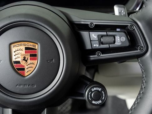 New 2026 Porsche Cayenne E-Hybrid Coupe AWD/4WD image 11