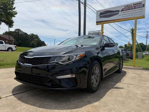Used 2019 Kia Optima LX FWD image 1