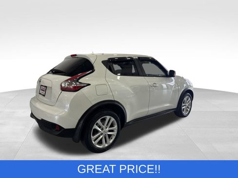 Used 2015 Nissan Juke S FWD image 12