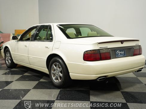 Used 1998 Cadillac Seville STS w/ Heated Seats Pkg image 9