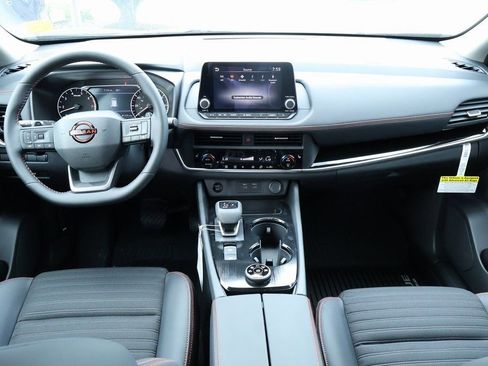 New 2026 Nissan Rogue SV image 6